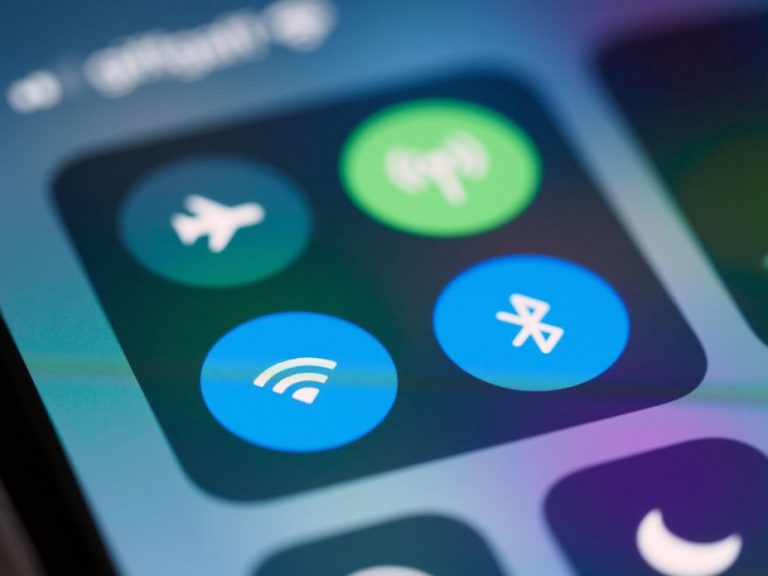 Настройки Bluetooth на экране телефона Android